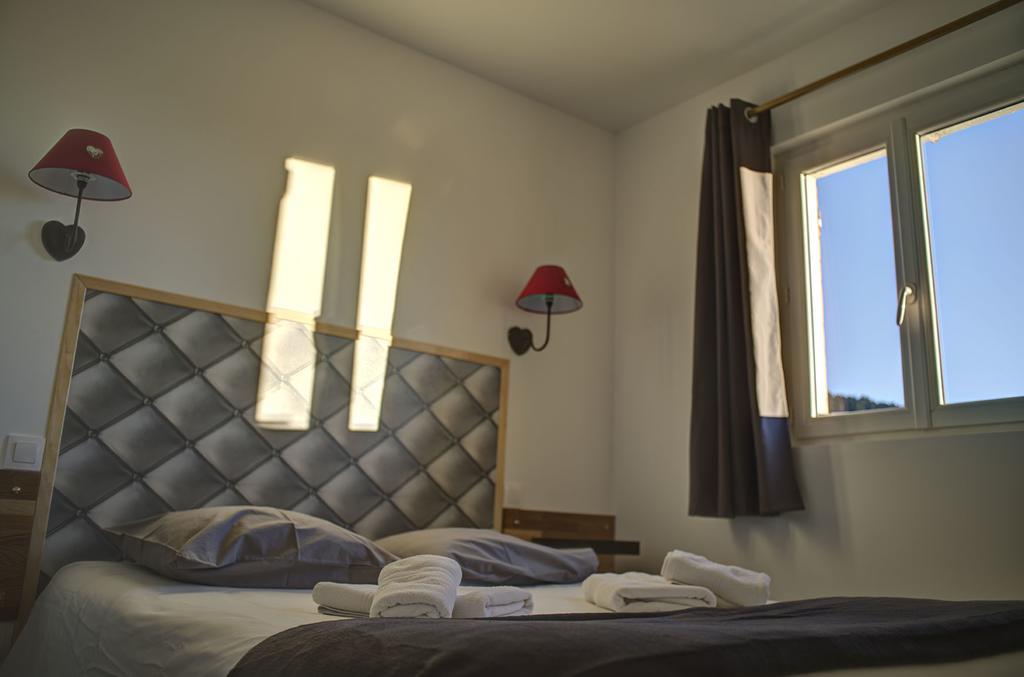 Auberge Restaurant Du Virage Chamrousse Kültér fotó
